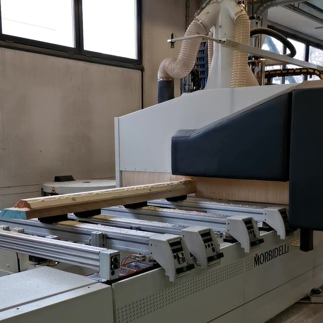 Centro di lavoro CNC Morbidelli nel nostro reparto produzione